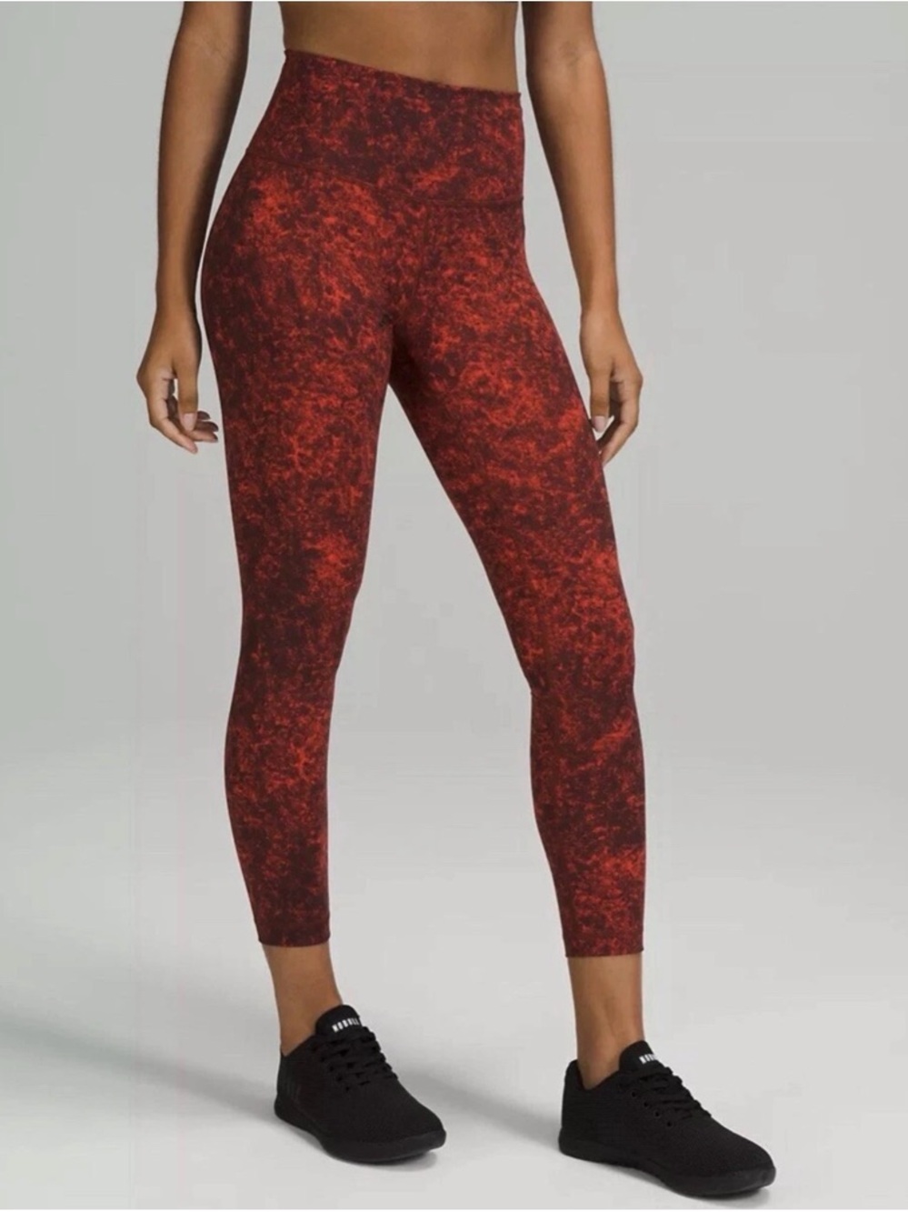 Lululemon Invigorate Tight 25 Denim Wash Print Red Black Size 8